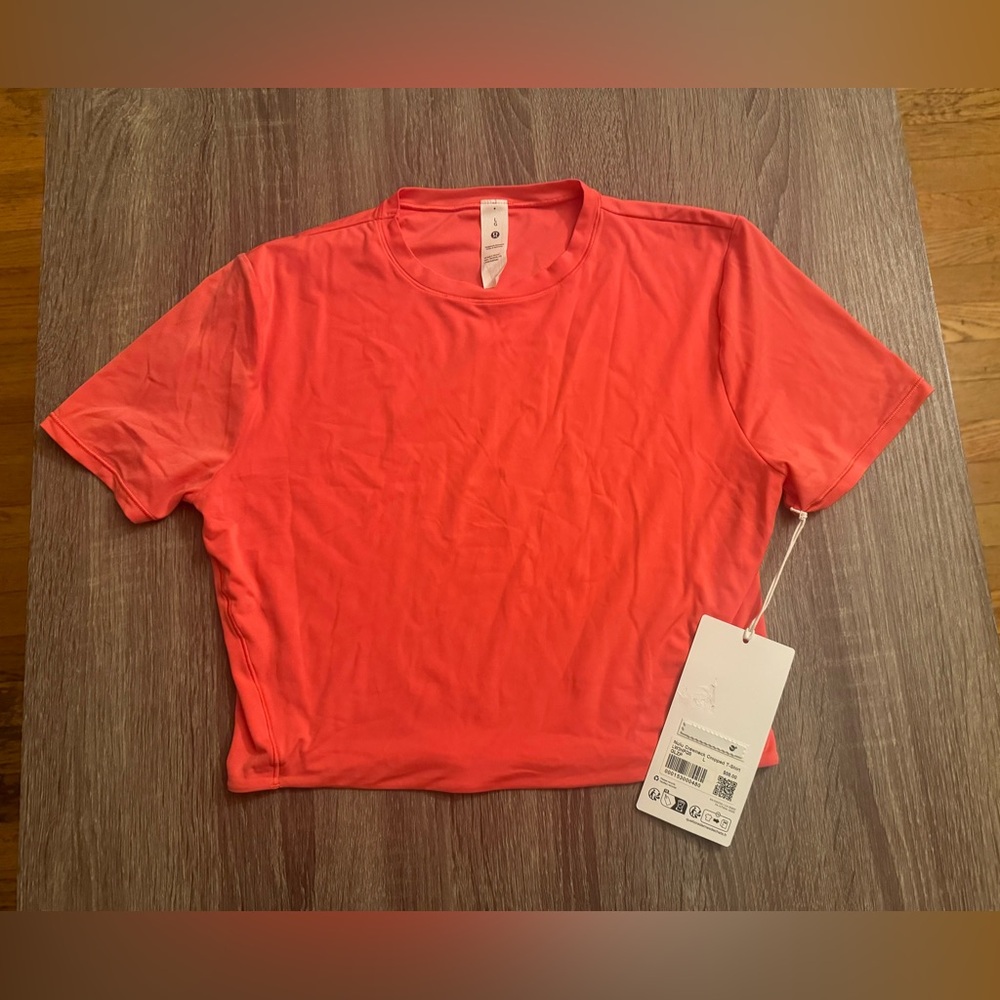 New Lululemon Nulu Crewneck Cropped T-Shirt, Large, Glaze Pink. Hot pink.